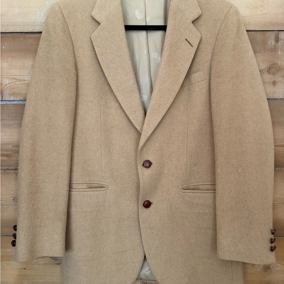 Classic Tan Blazer - Picture 3 of 4